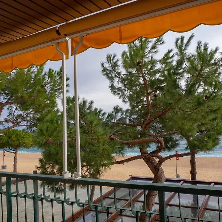 Embajador 1 Per 4 Persones A Primera Linia De Mar Apartment